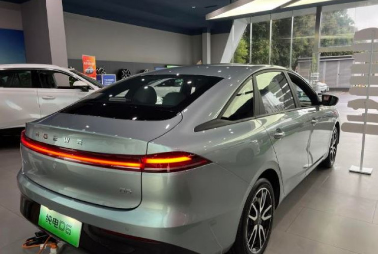 Roewe D6 покорил Тибетское плато и вошёл в Книгу рекордов Гиннесса  SAIC Roewe D6