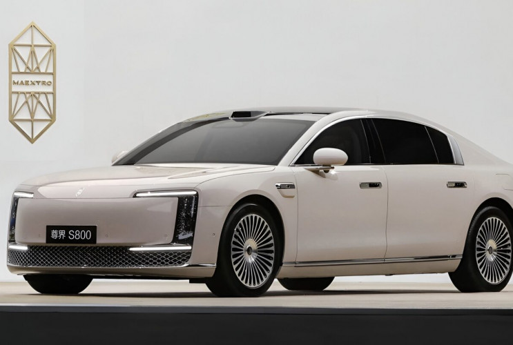В Китае представлен конкурент Maybach - премиальный седан Maextro S800  Maextro S800