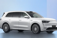 Полностью электрический Aito M8 готовится к запуску Geely Emgrand