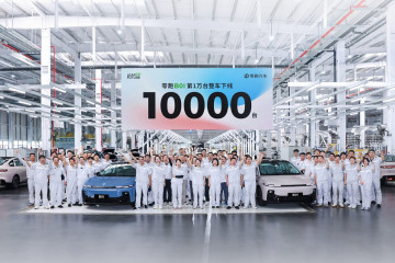 10-тысячный седан Leapmotor B01 сошёл с конвейера всего через неделю после премьеры  Leapmotor B01