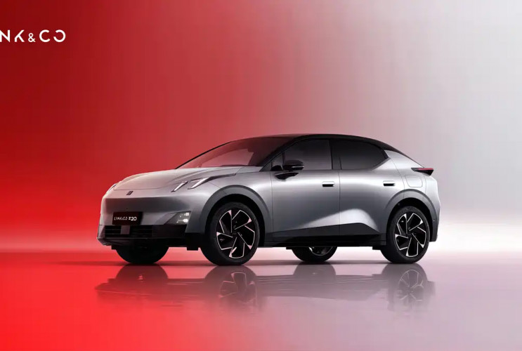 Официальные изображения Lynk & Co Z20 Ink Red Edition  Lynk & Co Z20 Red Edition
