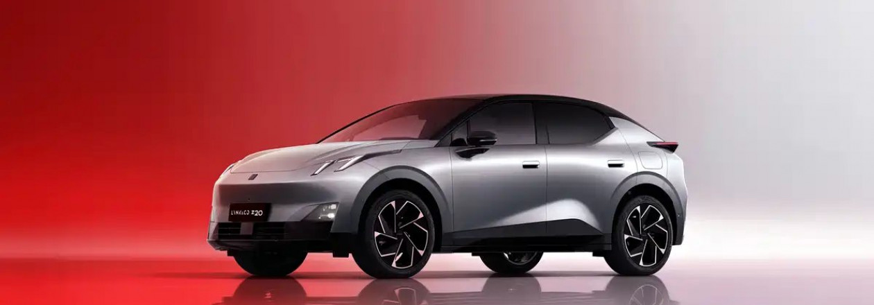 Официальные изображения Lynk & Co Z20 Ink Red Edition