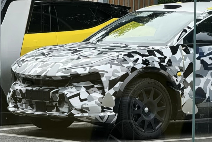 В начале 2026 года в Китае дебютирует Lotus Eletre PHEV  Lotus Eletre