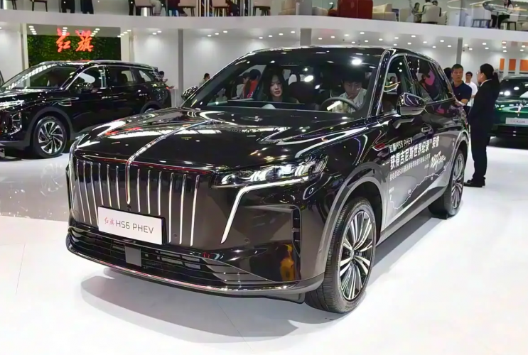 В Китае представлен гибридный SUV Hongqi HS6 PHEV  Hongqi HS6
