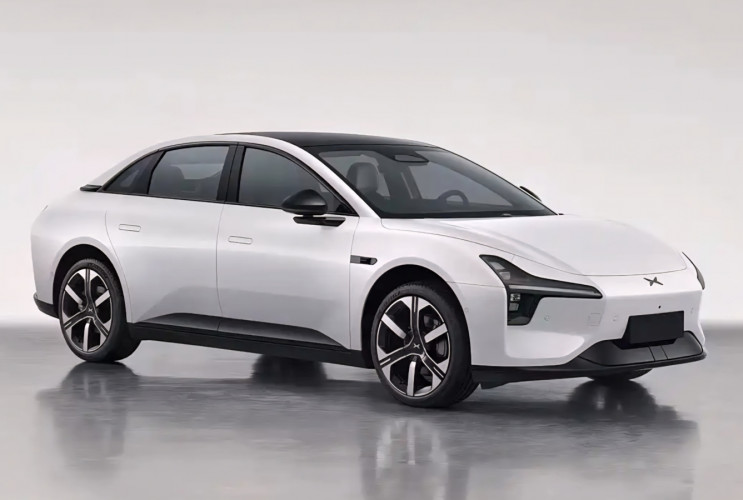 Обновленный электроседан Xpeng Mona M03 получил 12 вариантов дальности хода  Xpeng Mona M03