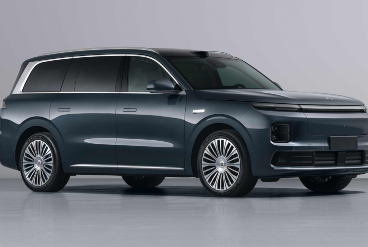 Флагманский SUV Leapmotor D19 с крупнейшей батареей EREV выйдет в апреле 2026 года  Leapmotor D19