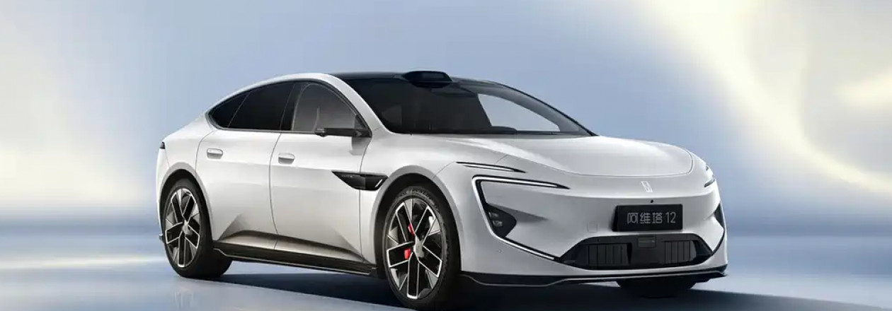 Обновлённый Avatr 12 выходит на рынок с трёхмоторной силовой установкой