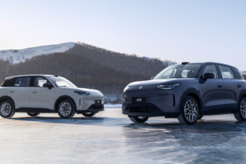 Leapmotor впервые вышел в годовой плюс: как "темная лошадка" с помощью Stellantis обогнала время  Geely Okavango